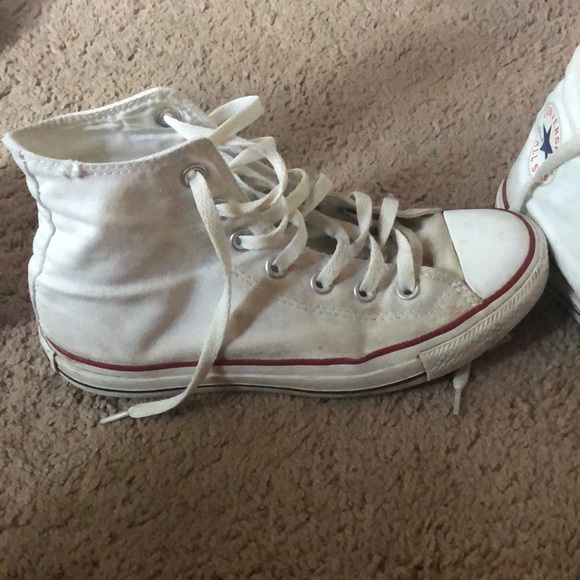 White converse High Tops - Picture 4 of 4